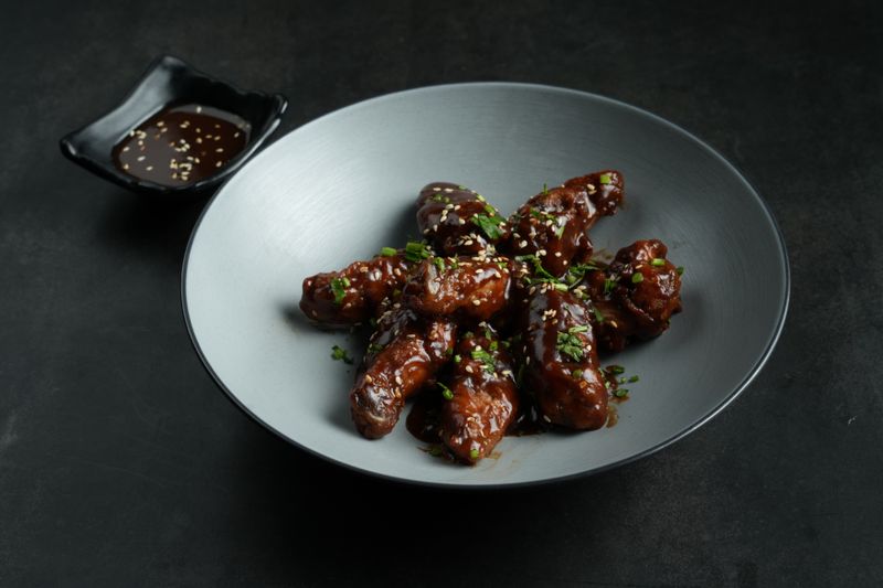 Wing Snob garlic parmesan wings special